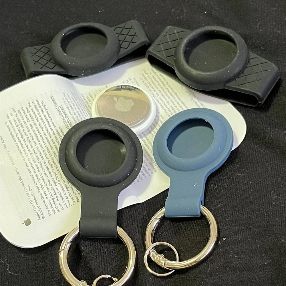 Black and Blue Silicone Keychain Holder for AirTag with Air Tag